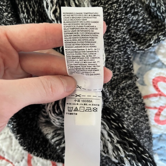 Black, white, and silver Old Nave Thick Sweater - Picture 6 of 6